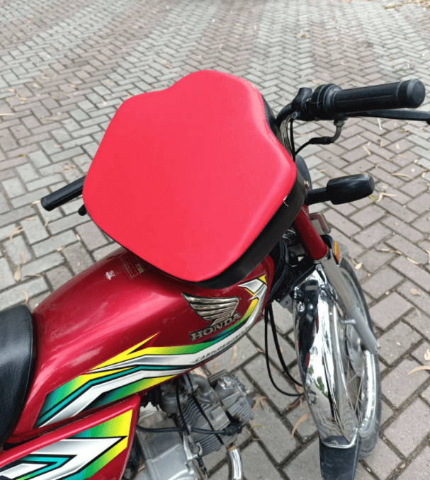 Bike Seat Cushion - Universal Size (CD 70/ CG 125/150 CHINA 70/ Suzuki/ Yamaha EVEs & Others)